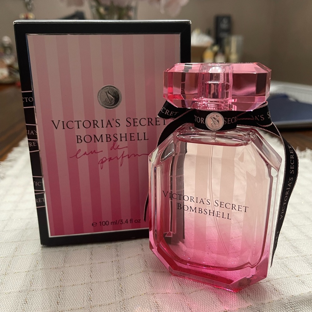 Victoria’s Secret Bombshell Eau de Parfum